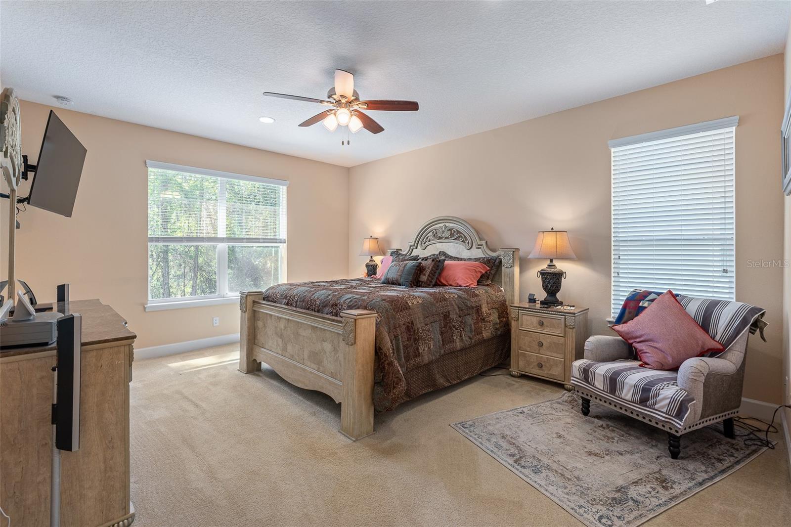 685 Aldenham Ln Property Photo 28