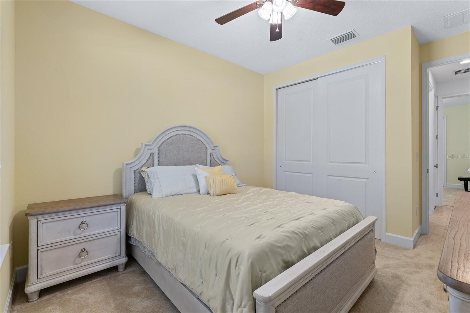 685 Aldenham Ln Property Photo 35