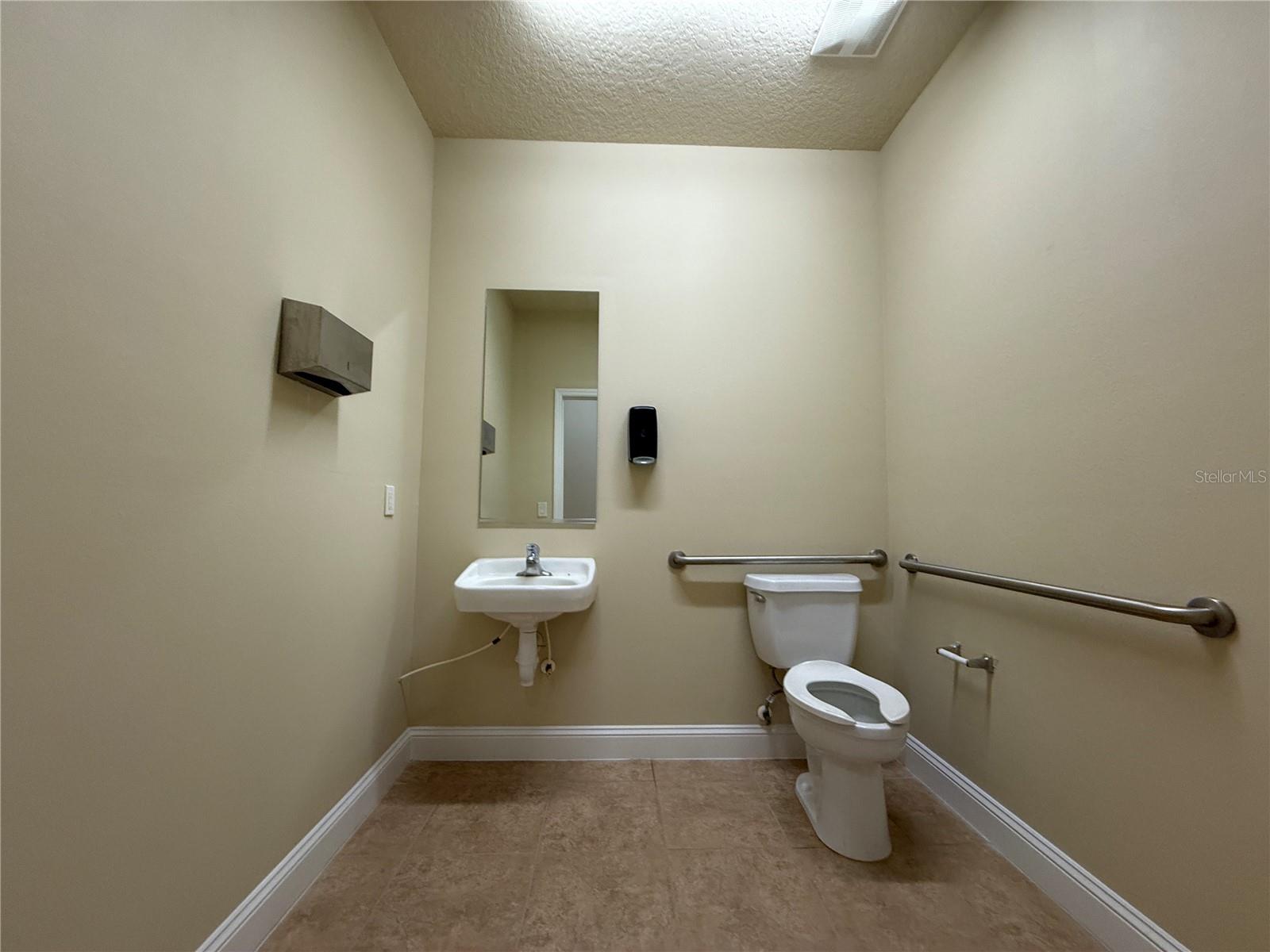 4875 Palm Coast Pkwy Nw #4 Property Photo 10