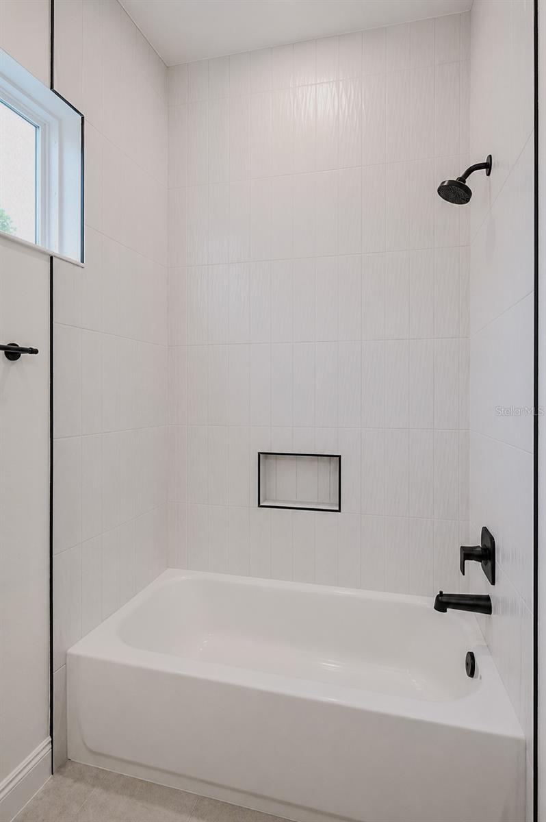 70 Eric Dr Property Photo 35