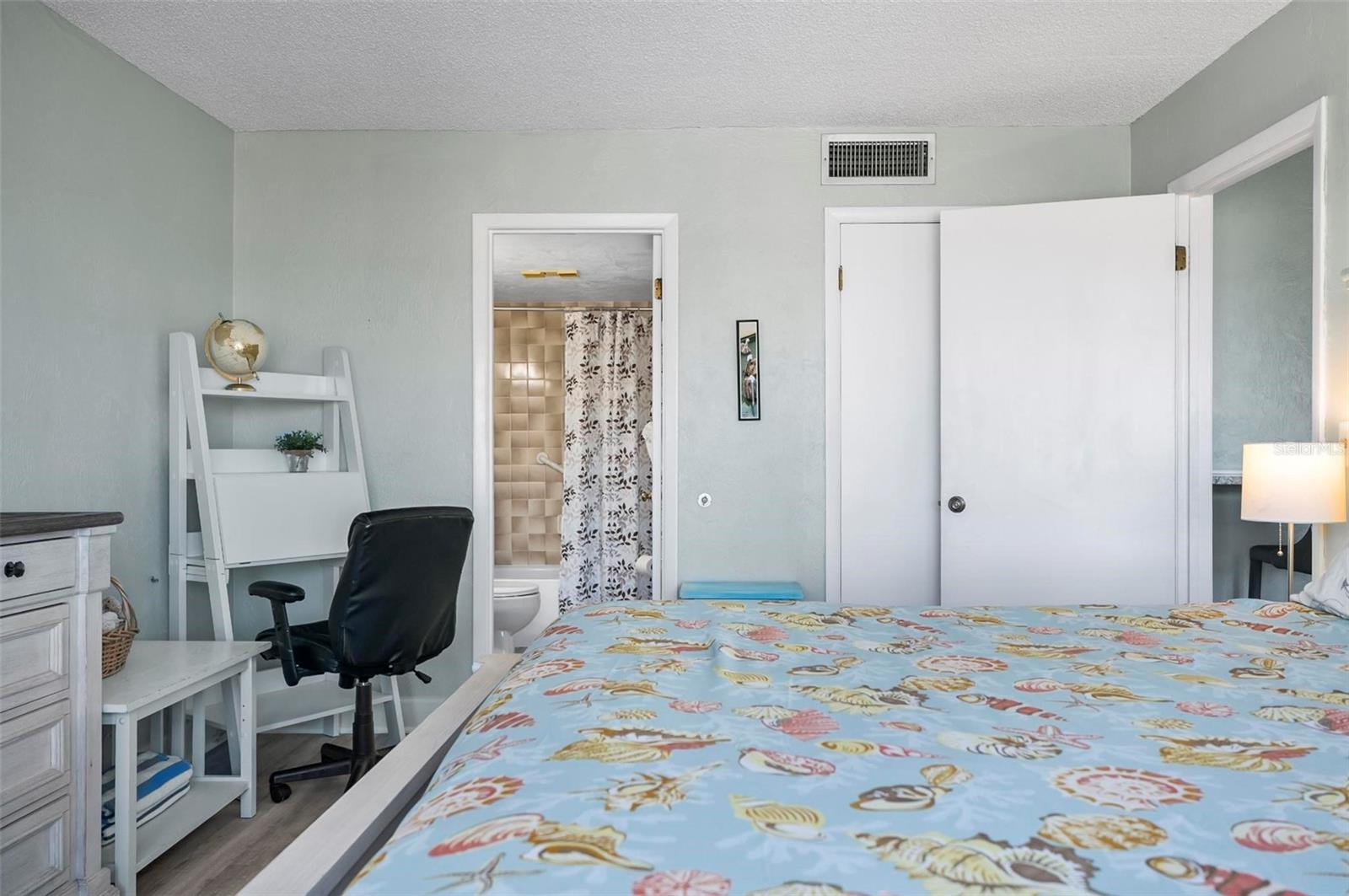 3600 S Ocean Shore Blvd #614 Property Photo 16