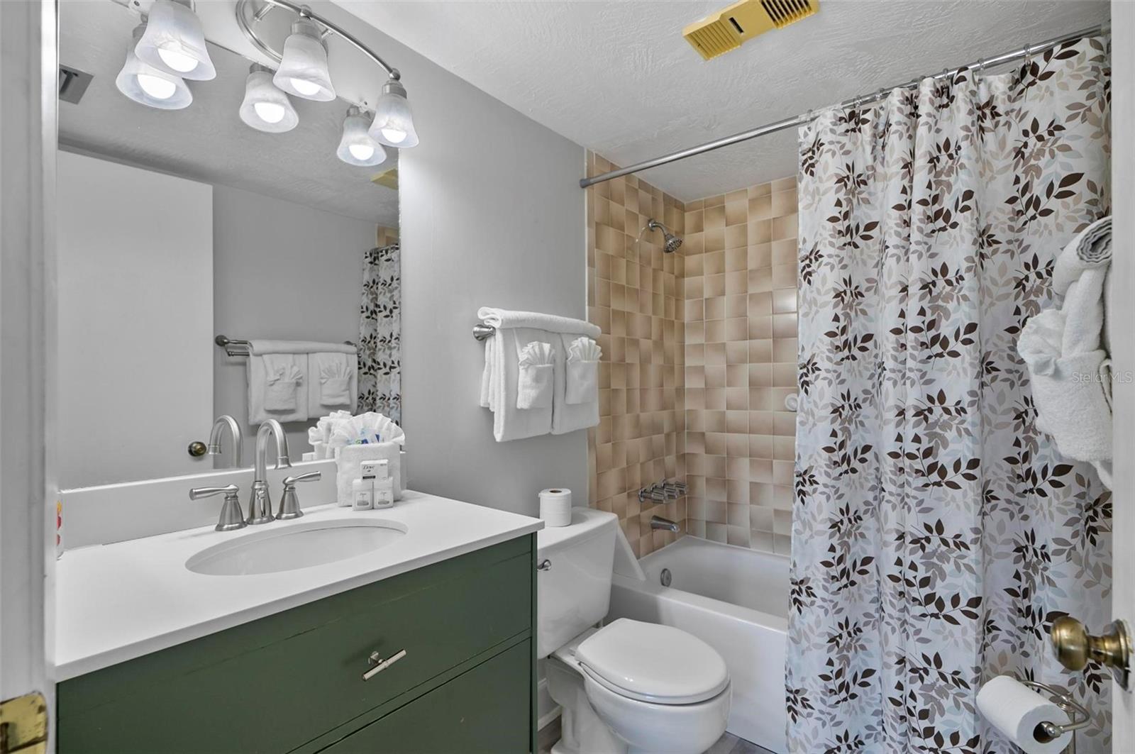 3600 S Ocean Shore Blvd #614 Property Photo 18