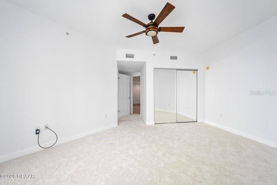 231 Riverside Dr #604-1 Property Photo 18