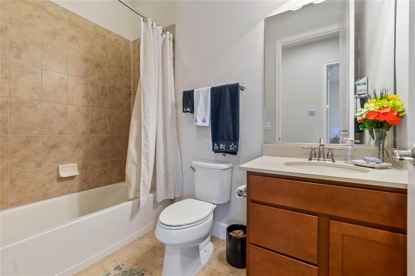 830 Aldenham Ln Property Photo 25