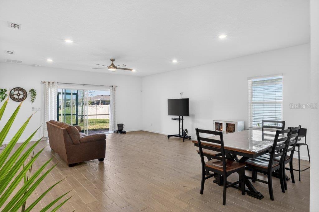 210 White Rabbit Run Property Photo 11