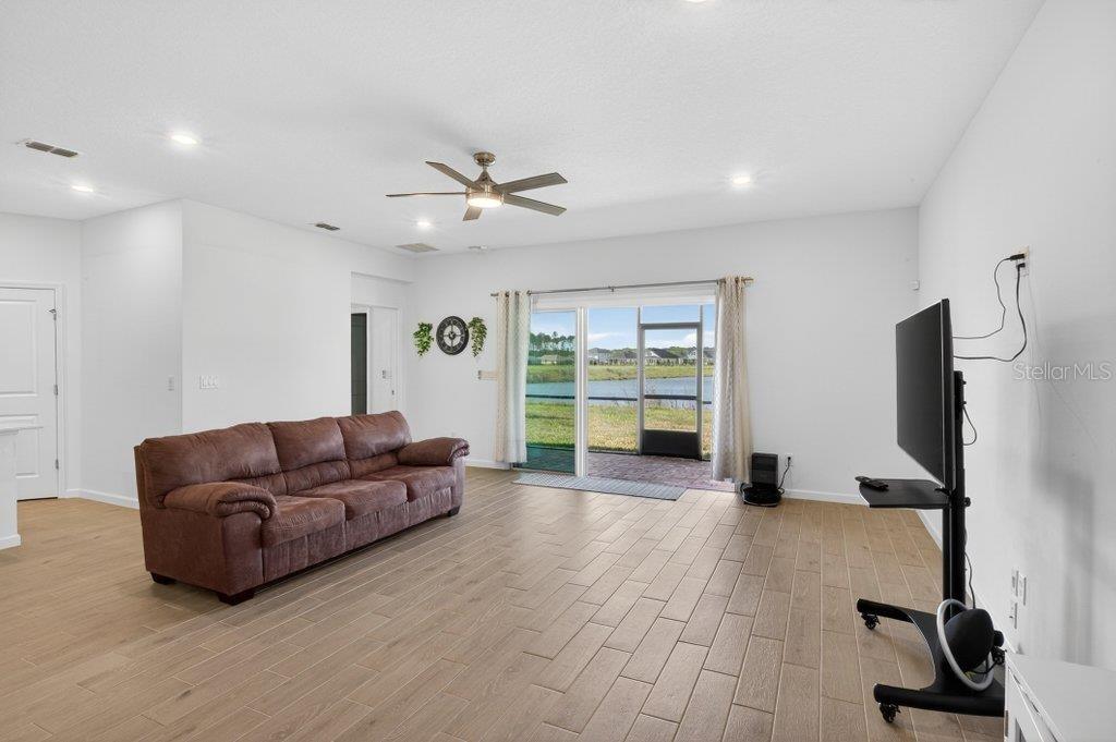 210 White Rabbit Run Property Photo 12