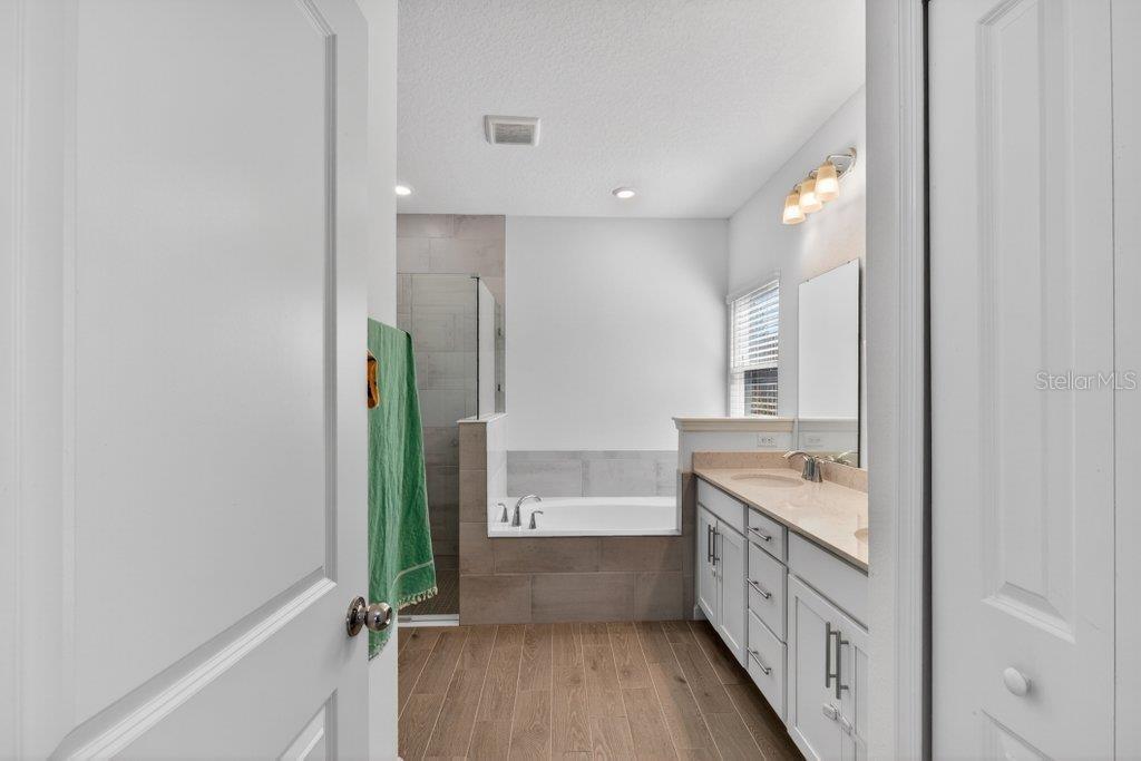 210 White Rabbit Run Property Photo 22