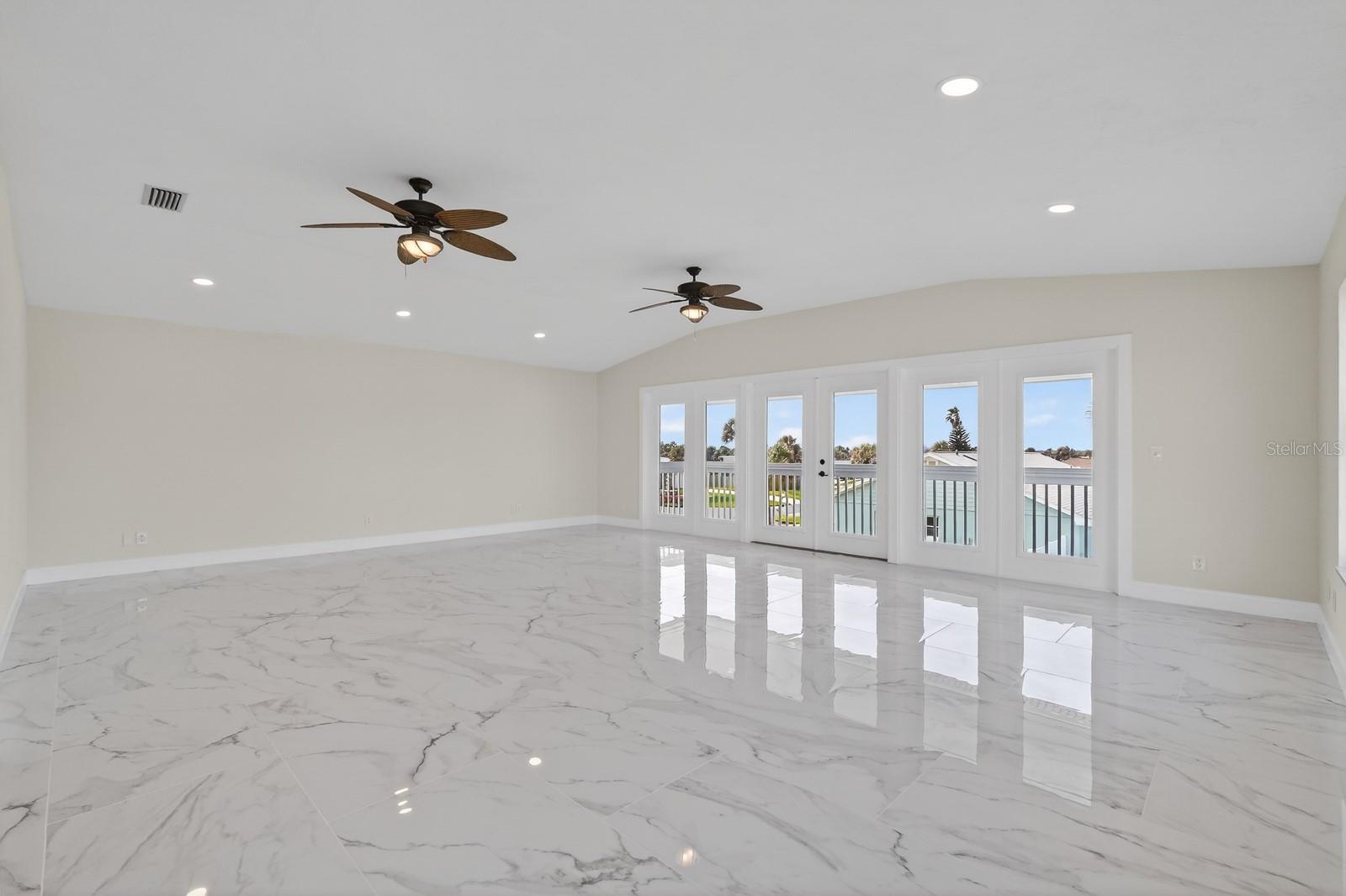 7 Sea Watch Ter Property Photo 13