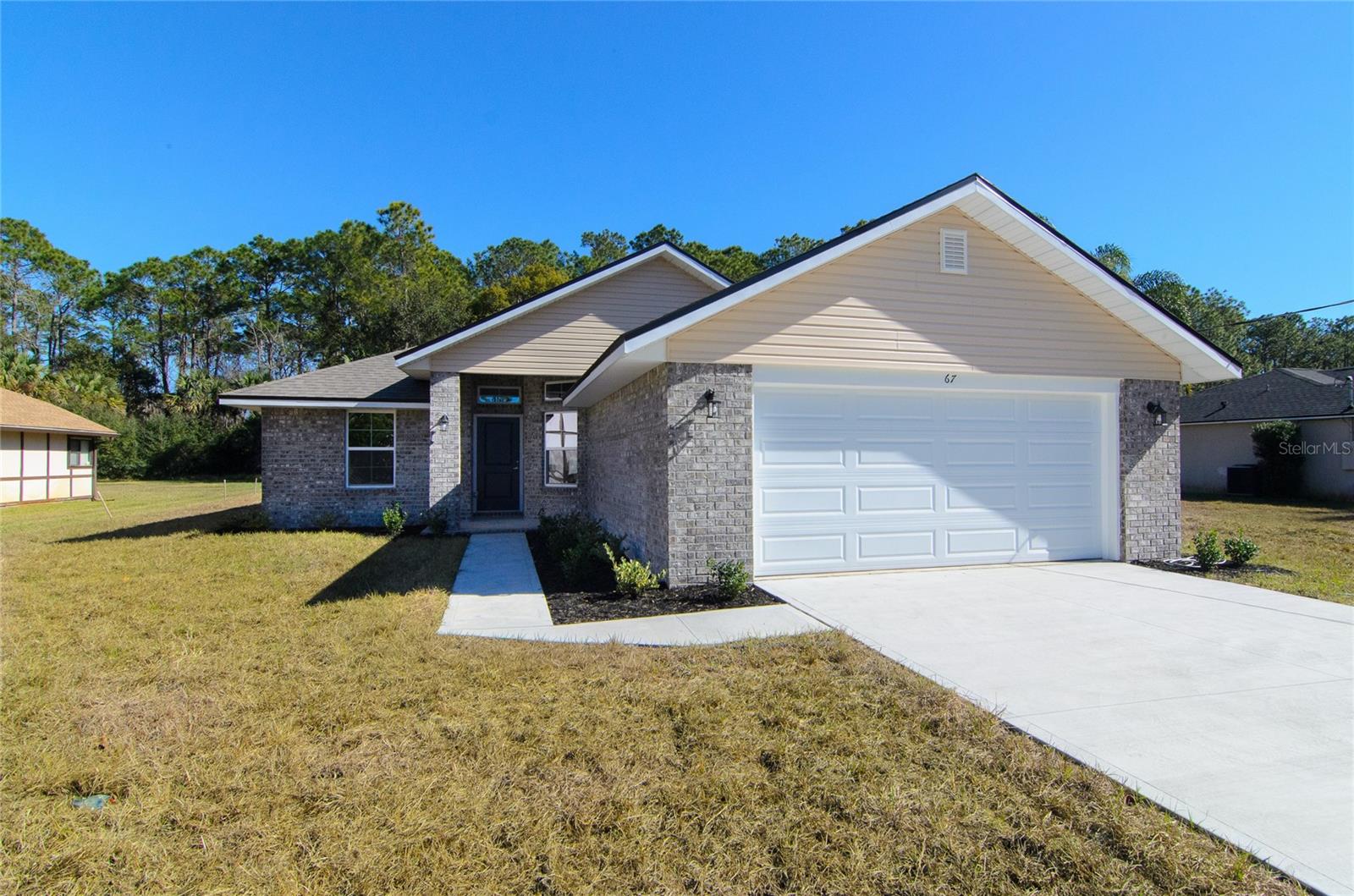 35 Farnell Ln Property Photo 1