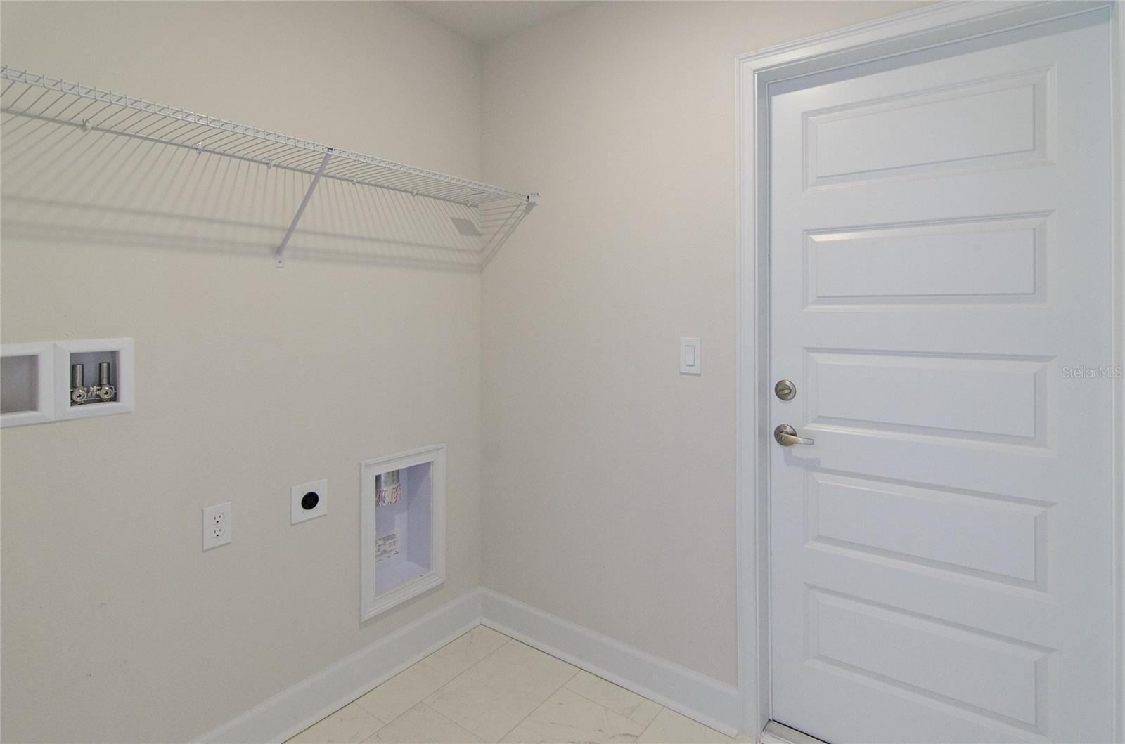 14 Wendover Ln Property Photo 9