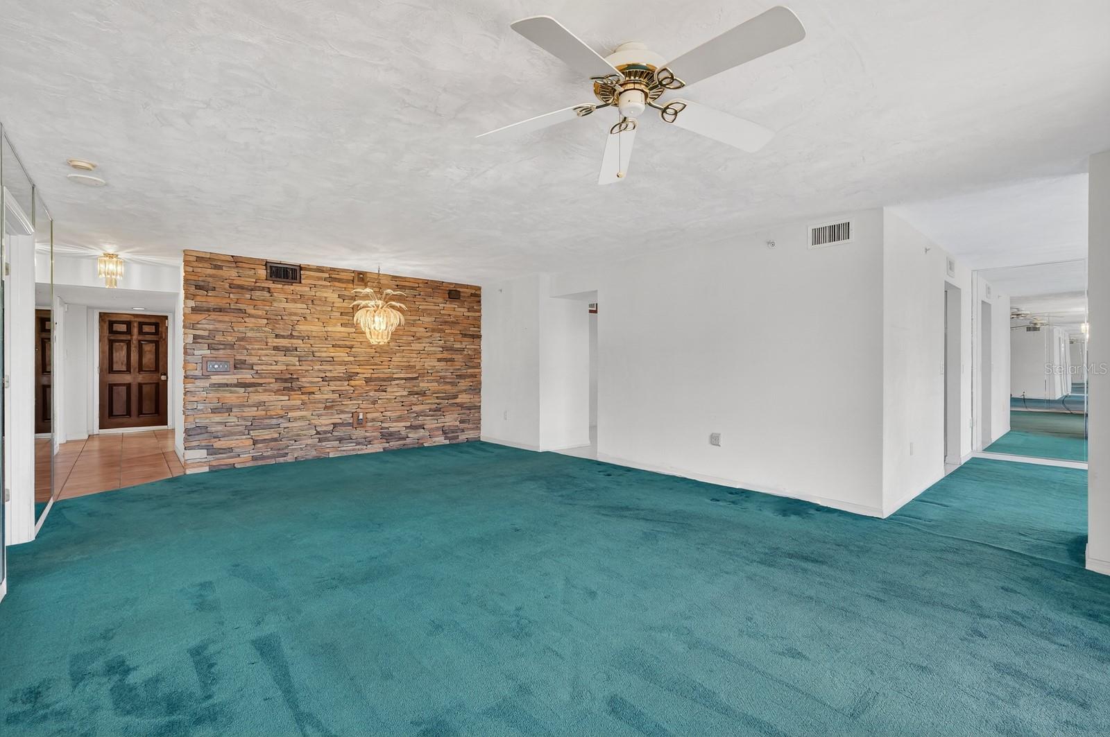 1 John Anderson Dr #5150 Property Photo 7