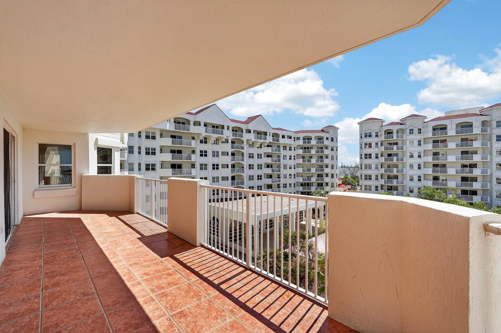 1 John Anderson Dr #5150 Property Photo 29