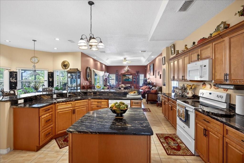 52 Upshire Path Property Photo 3