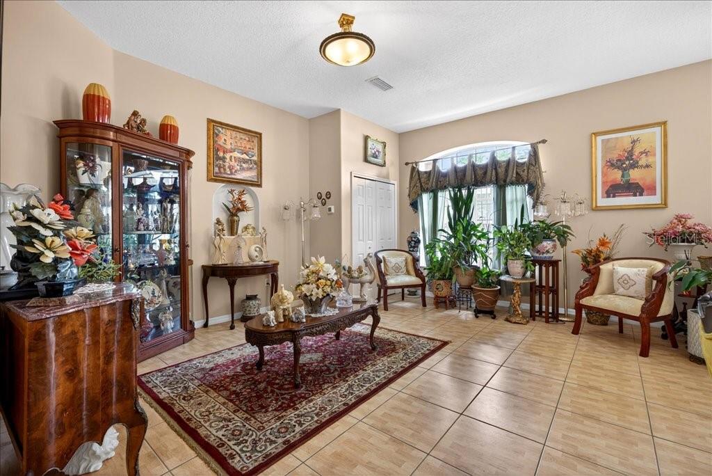 52 Upshire Path Property Photo 13