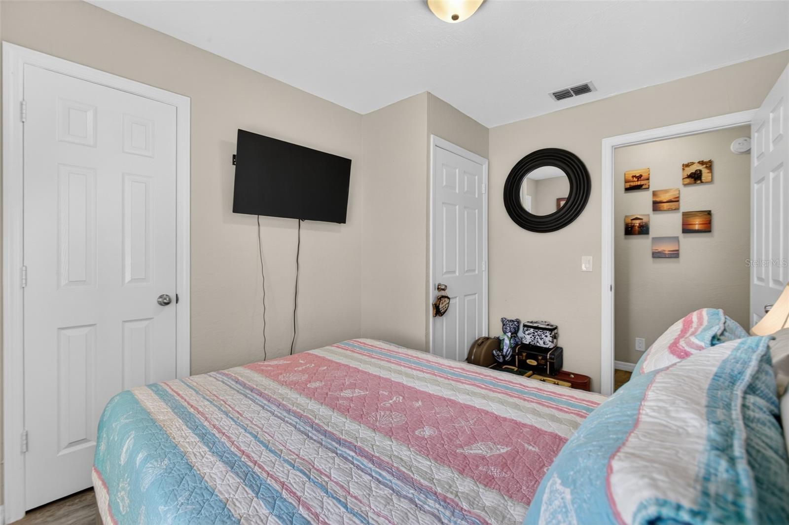 105 Central Ave Property Photo 26