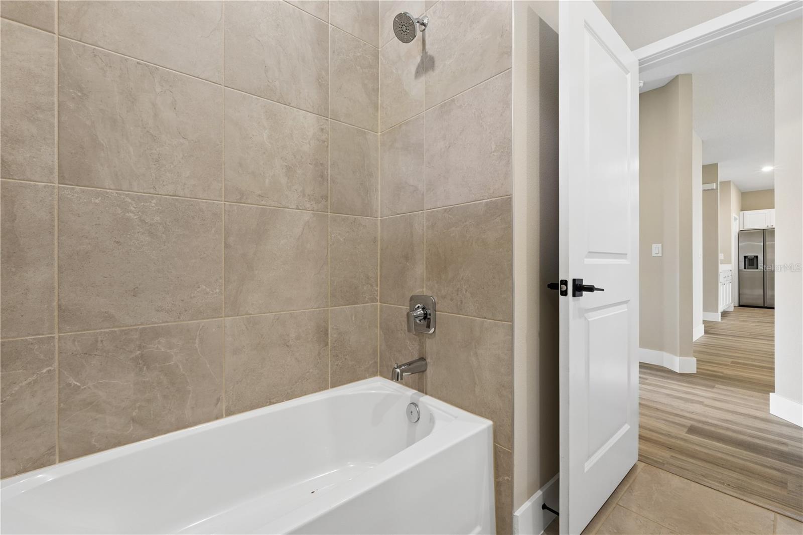 21 Postman Ln Property Photo 8