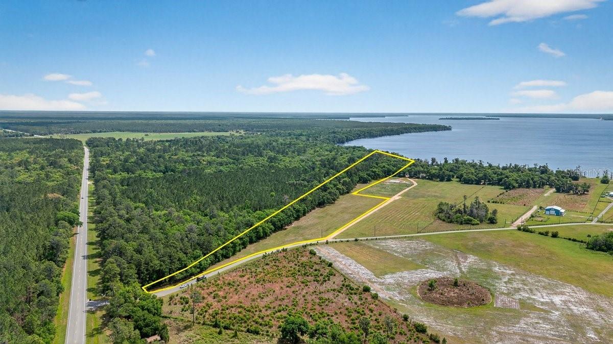 14949 W Highway 100 Property Photo 2
