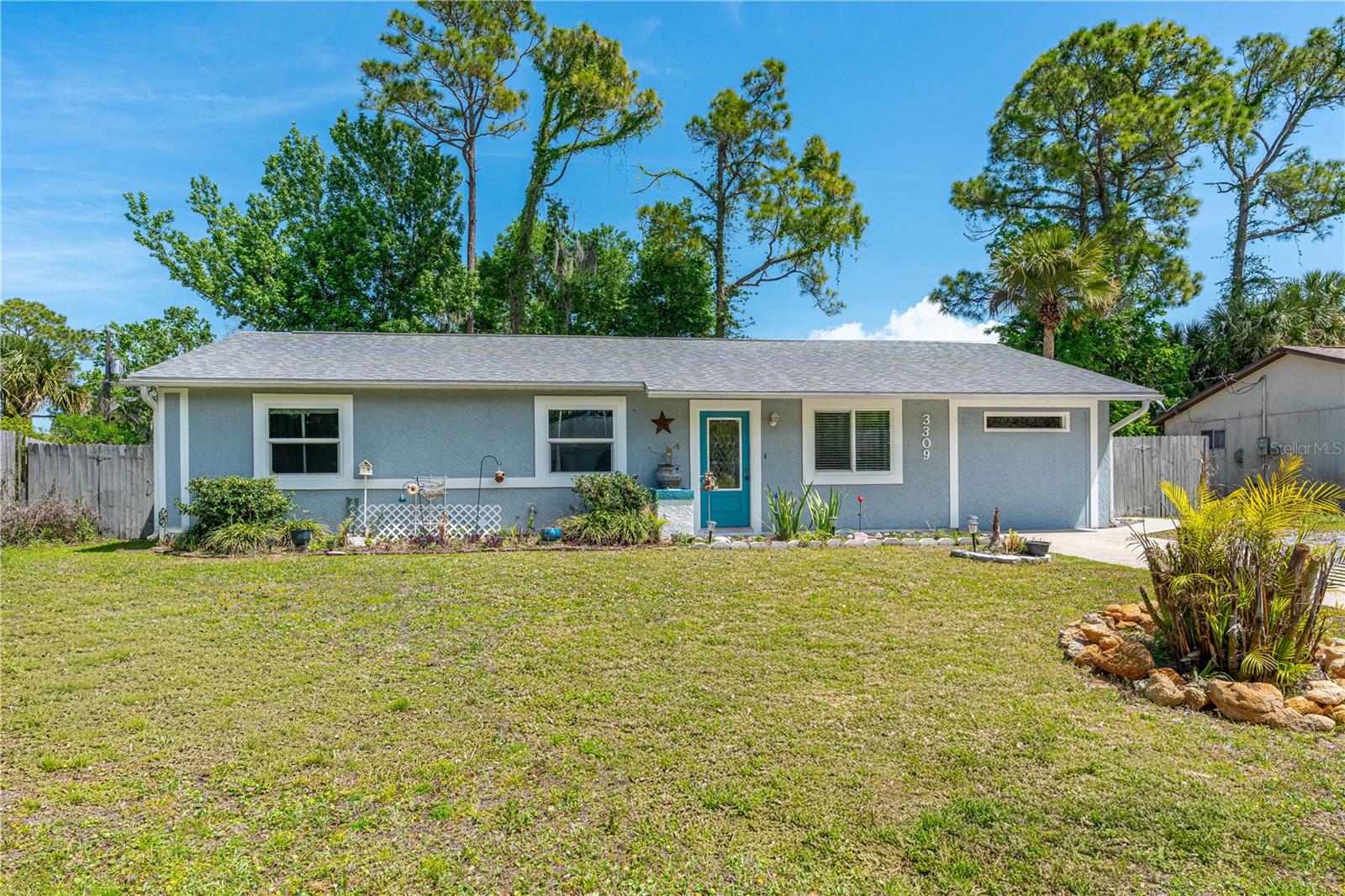3309 Woodland Dr Property Photo 1