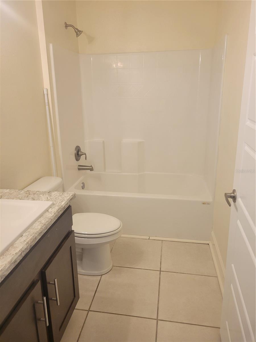 25 Barrington Dr Property Photo 18