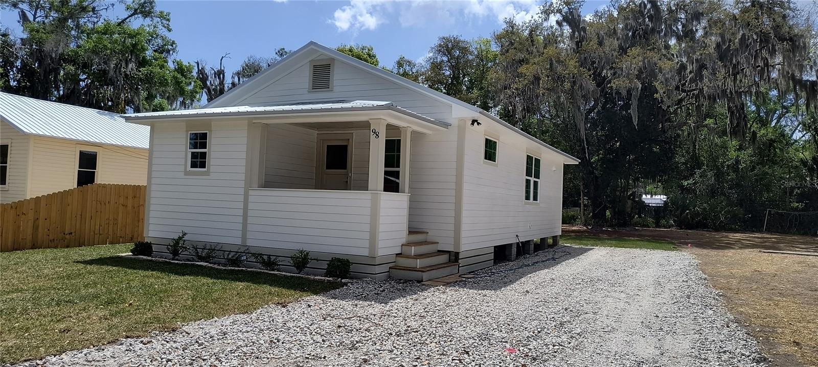 98 Bruen St Property Photo 1