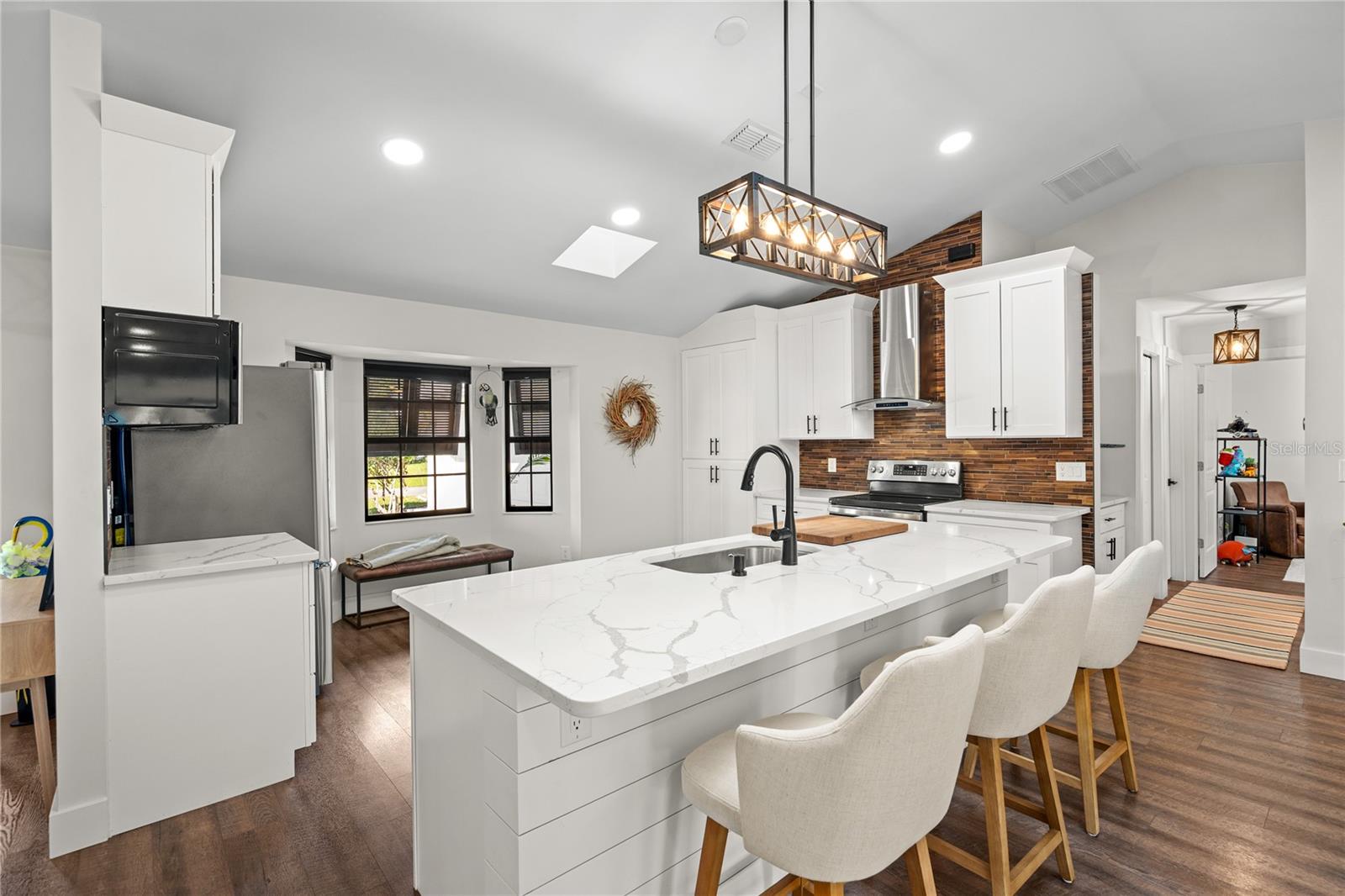 54 Fordham Lane Property Photo 8