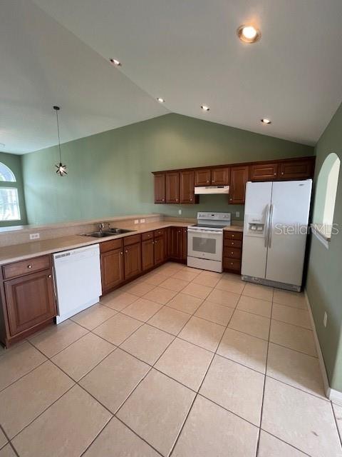 23 Ridley Ln #b Property Photo 7