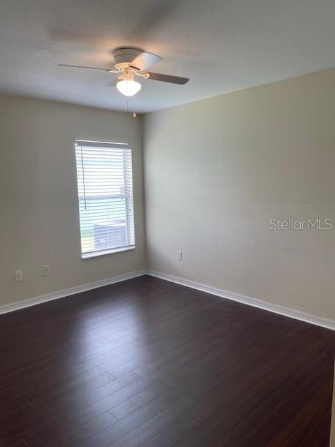 23 Ridley Ln #b Property Photo 8