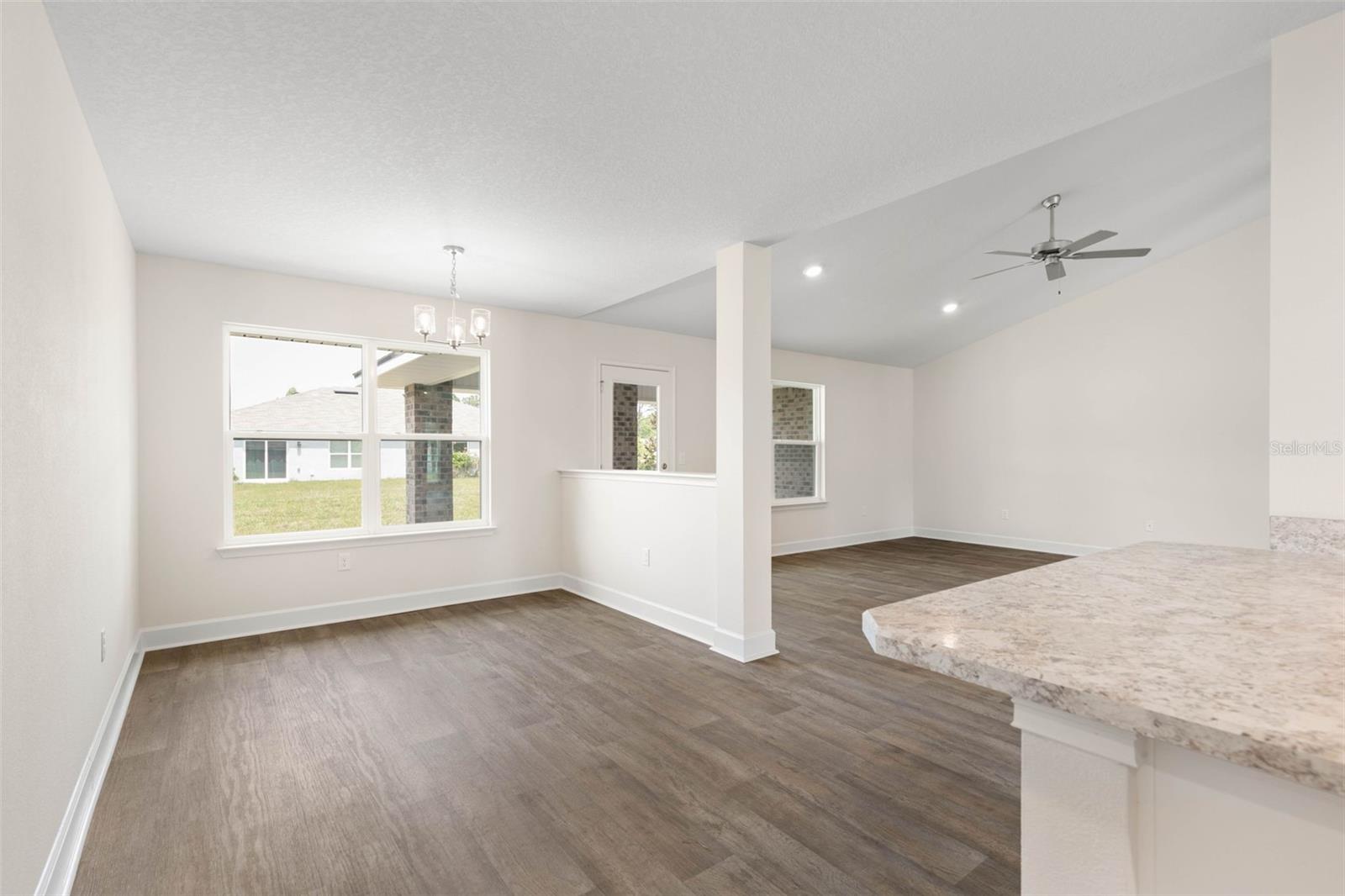 19 Regina Ln Property Photo 15