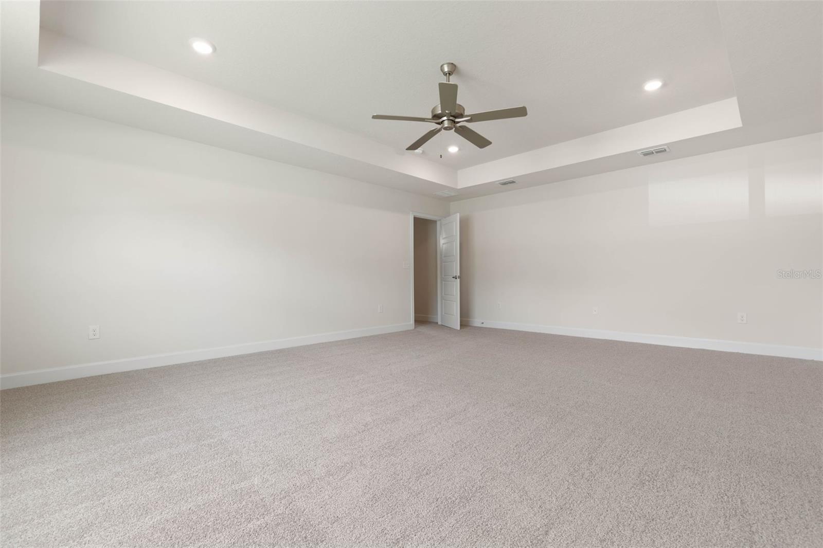 19 Regina Ln Property Photo 21
