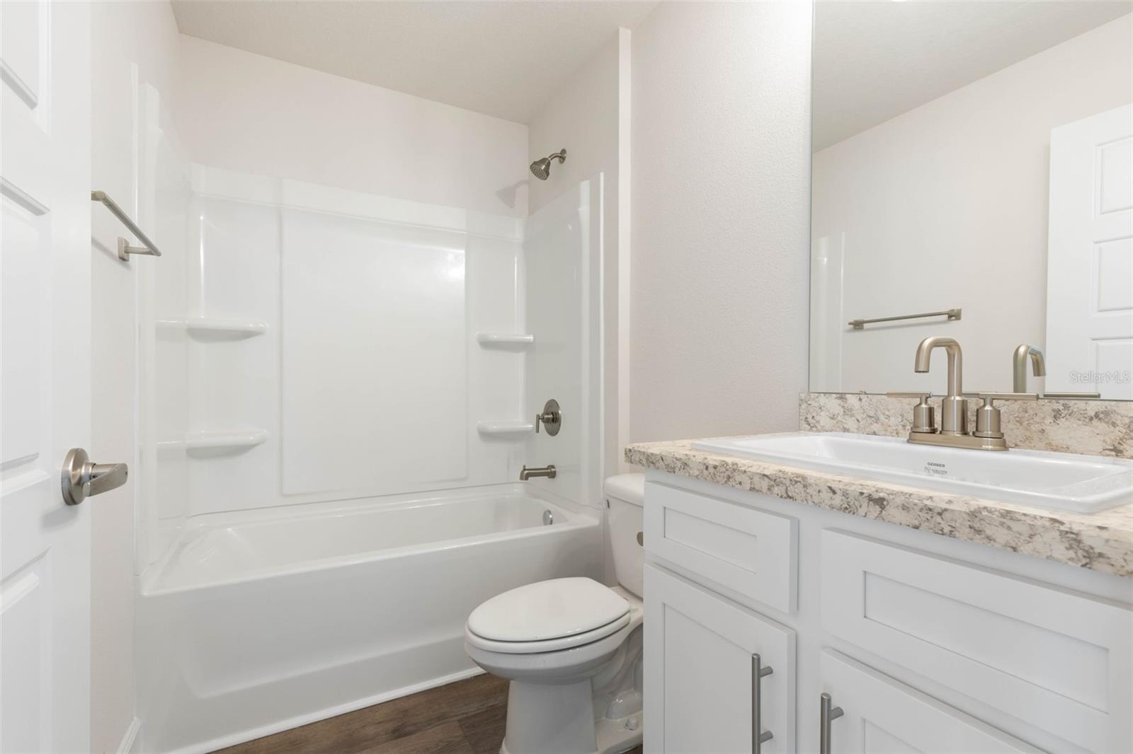 19 Regina Ln Property Photo 34