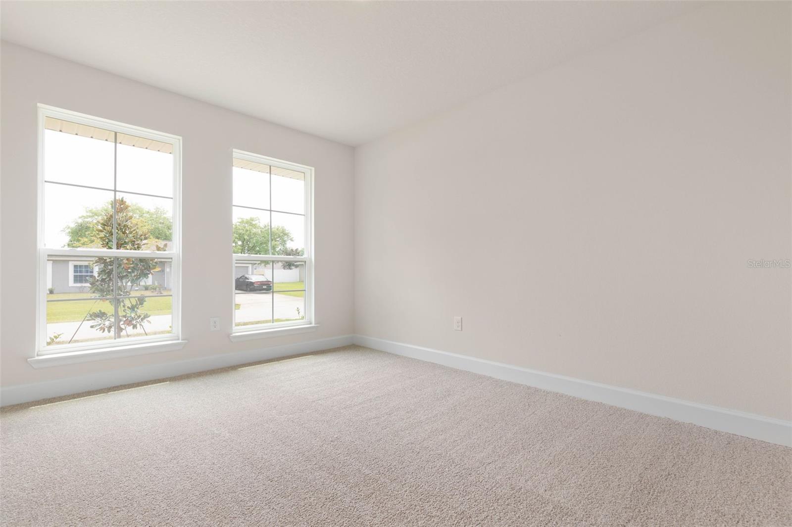 19 Regina Ln Property Photo 35