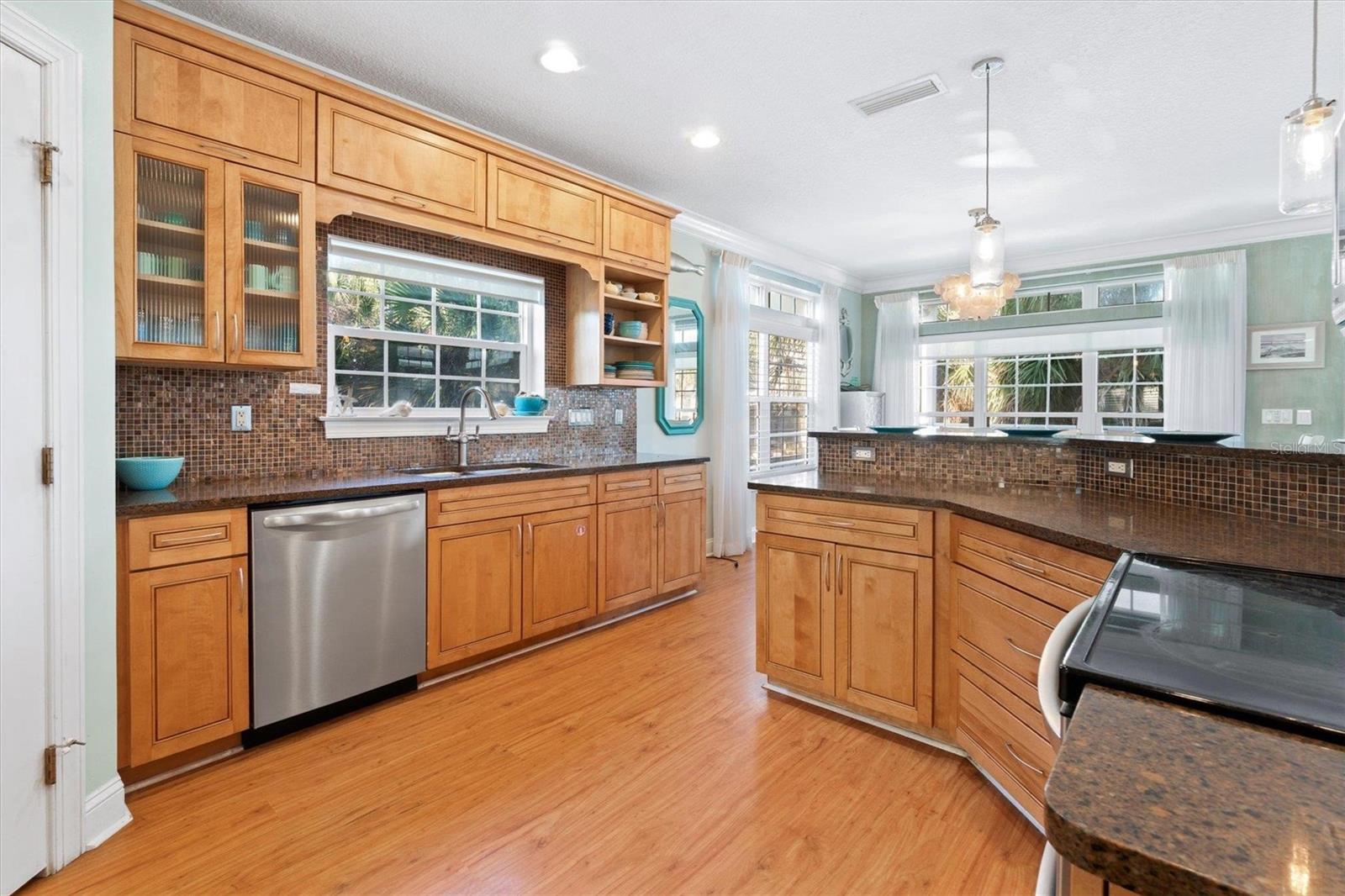 9106 Mellon Ct Property Photo 18