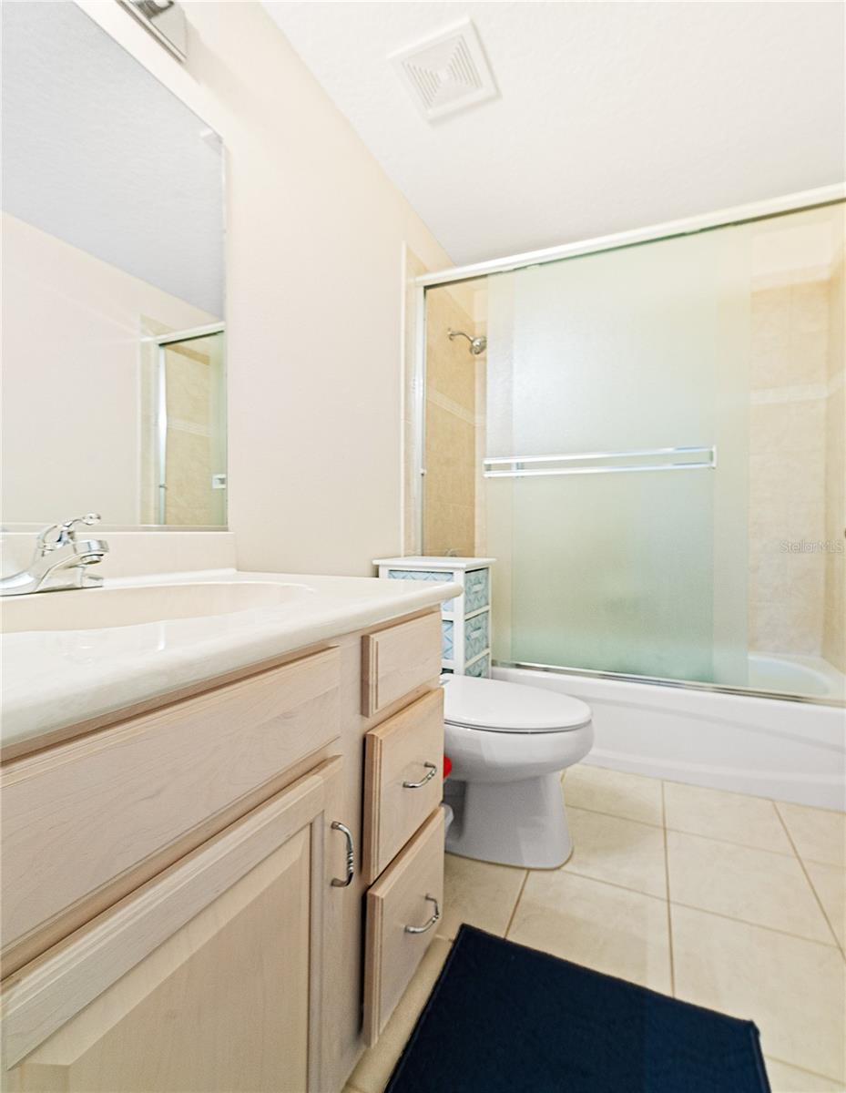 40 Edgewater Dr Property Photo 36