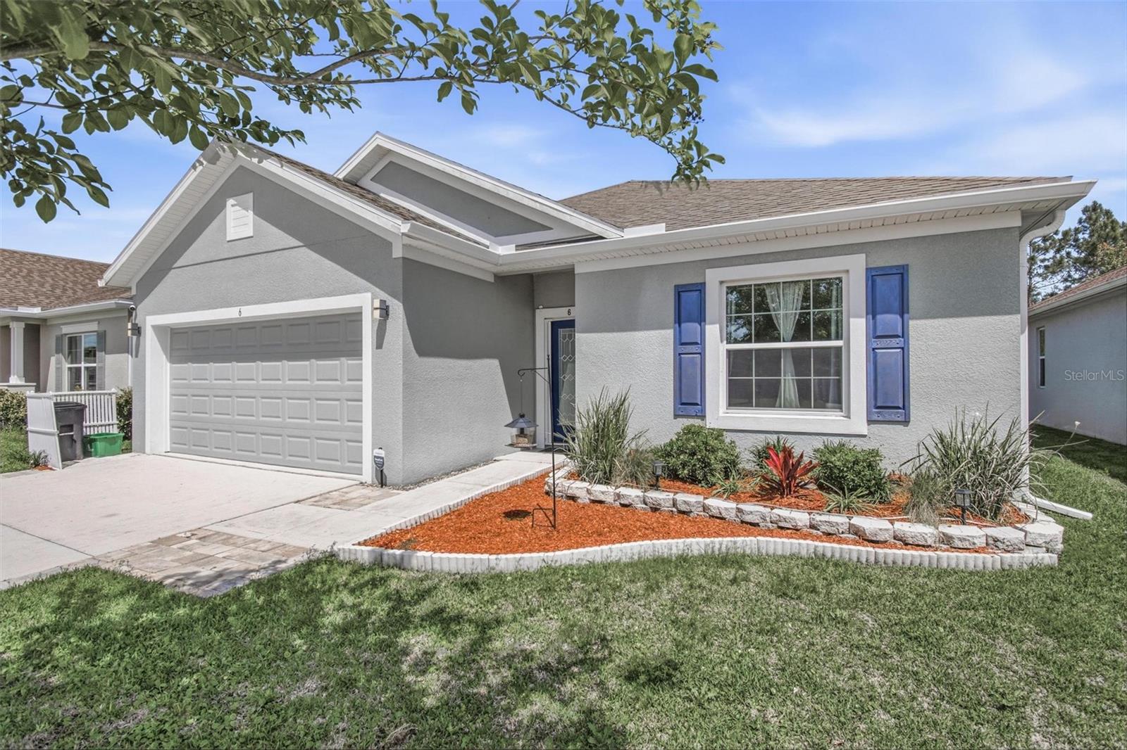 6 Oakleaf Way Property Photo 4