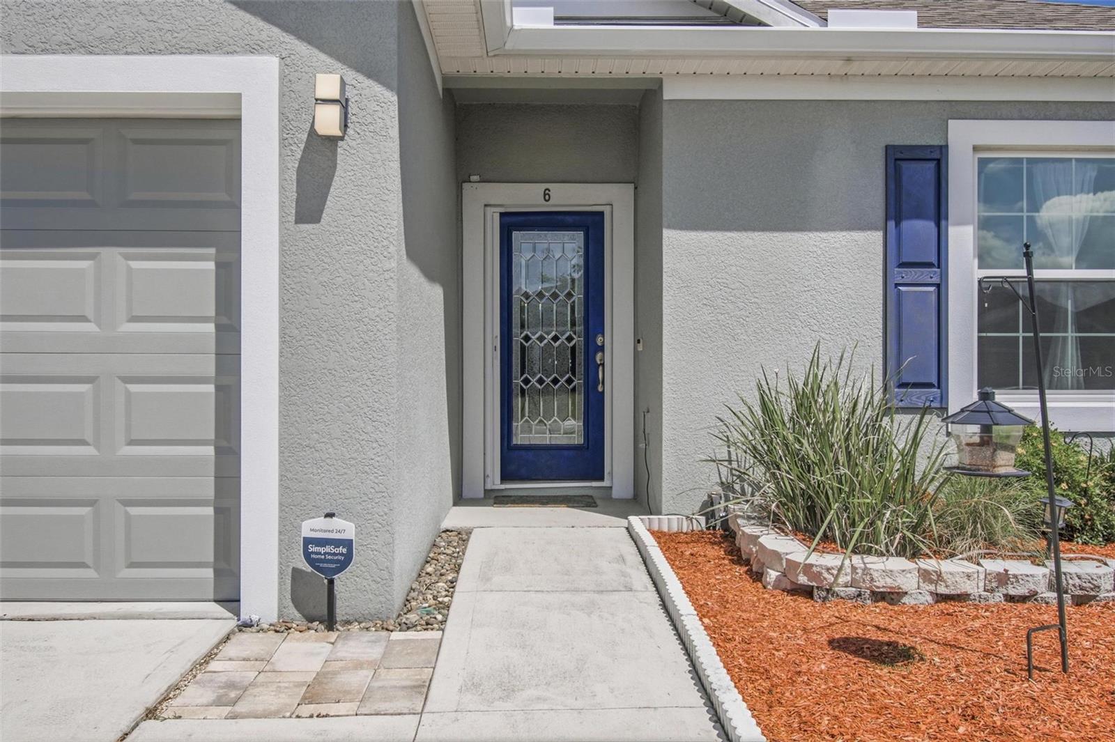 6 Oakleaf Way Property Photo 5