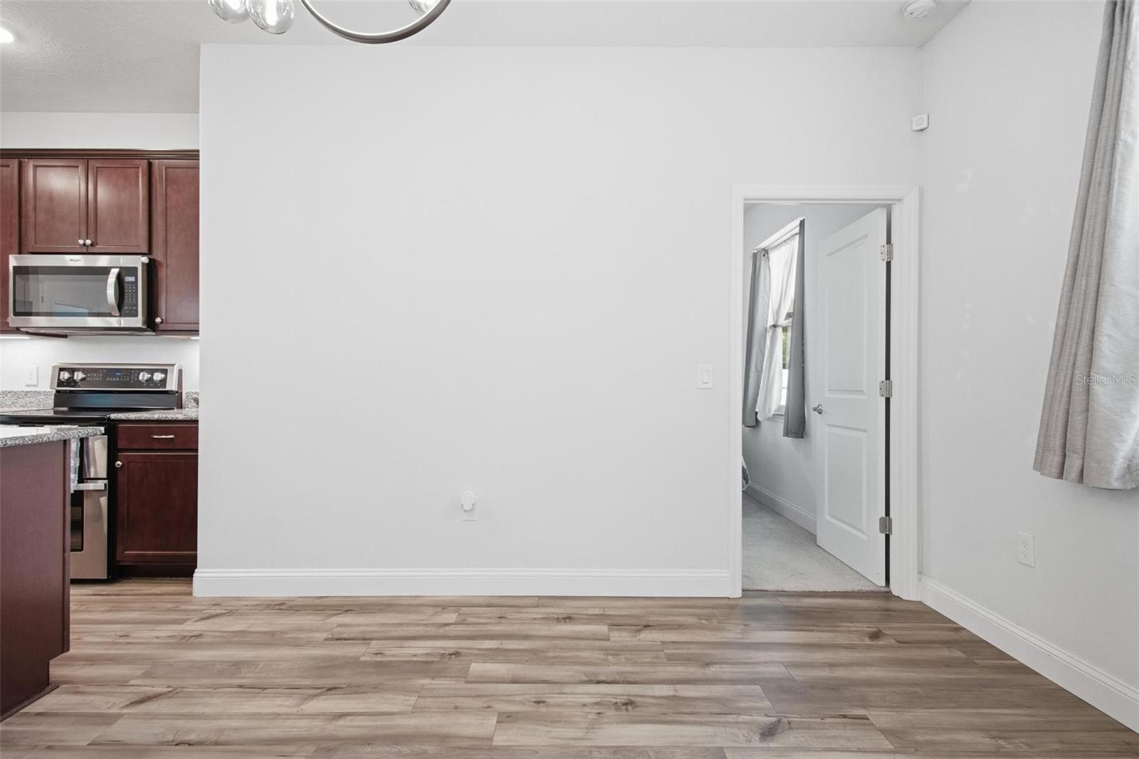 6 Oakleaf Way Property Photo 27