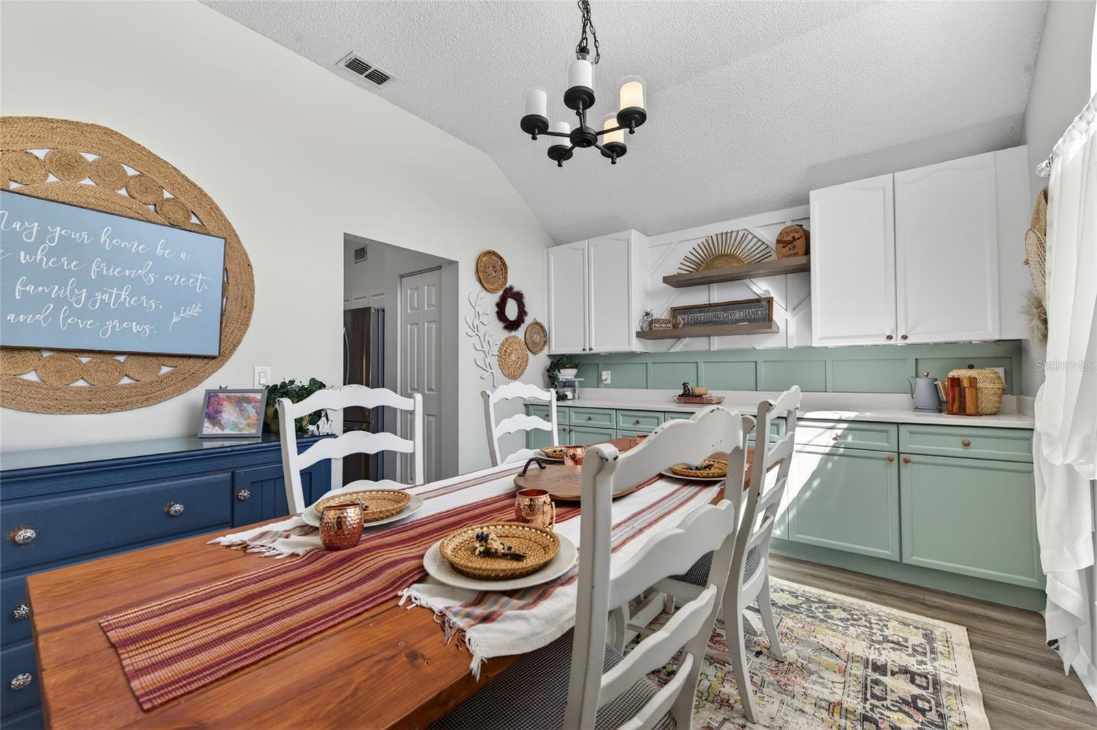 5 Farr Pl Property Photo 9