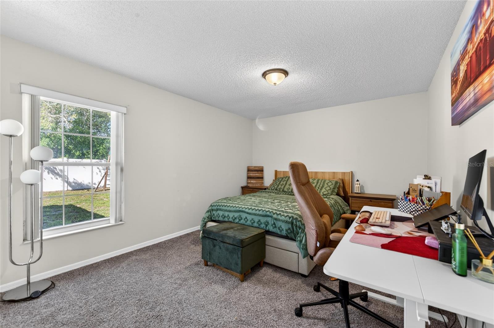 5 Farr Pl Property Photo 23