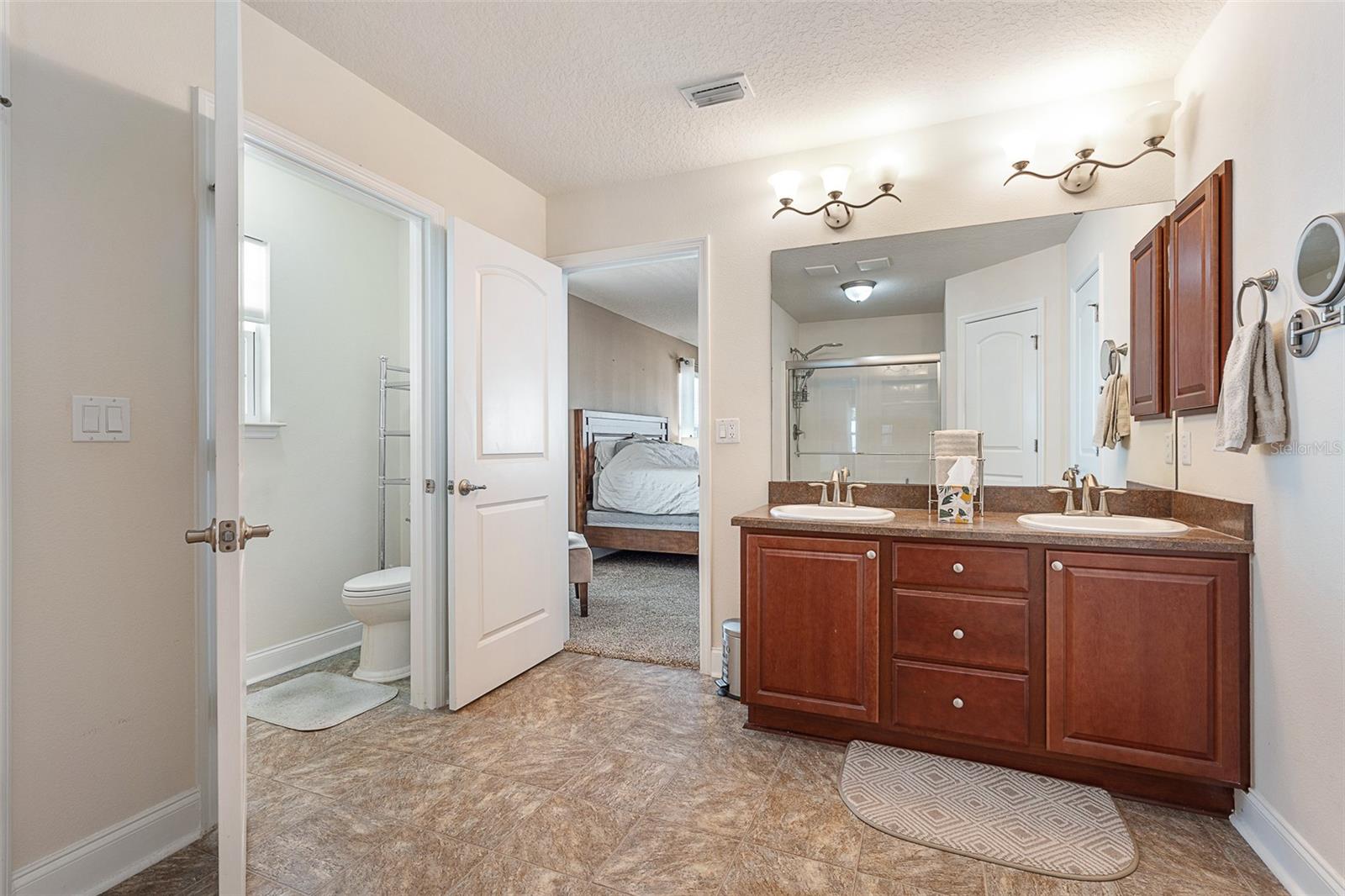19 Freemont Turn Property Photo 37