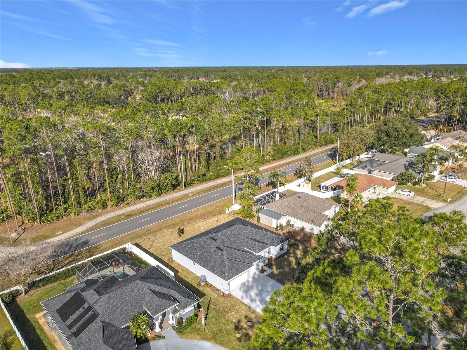 16 Egan Dr Property Photo 5