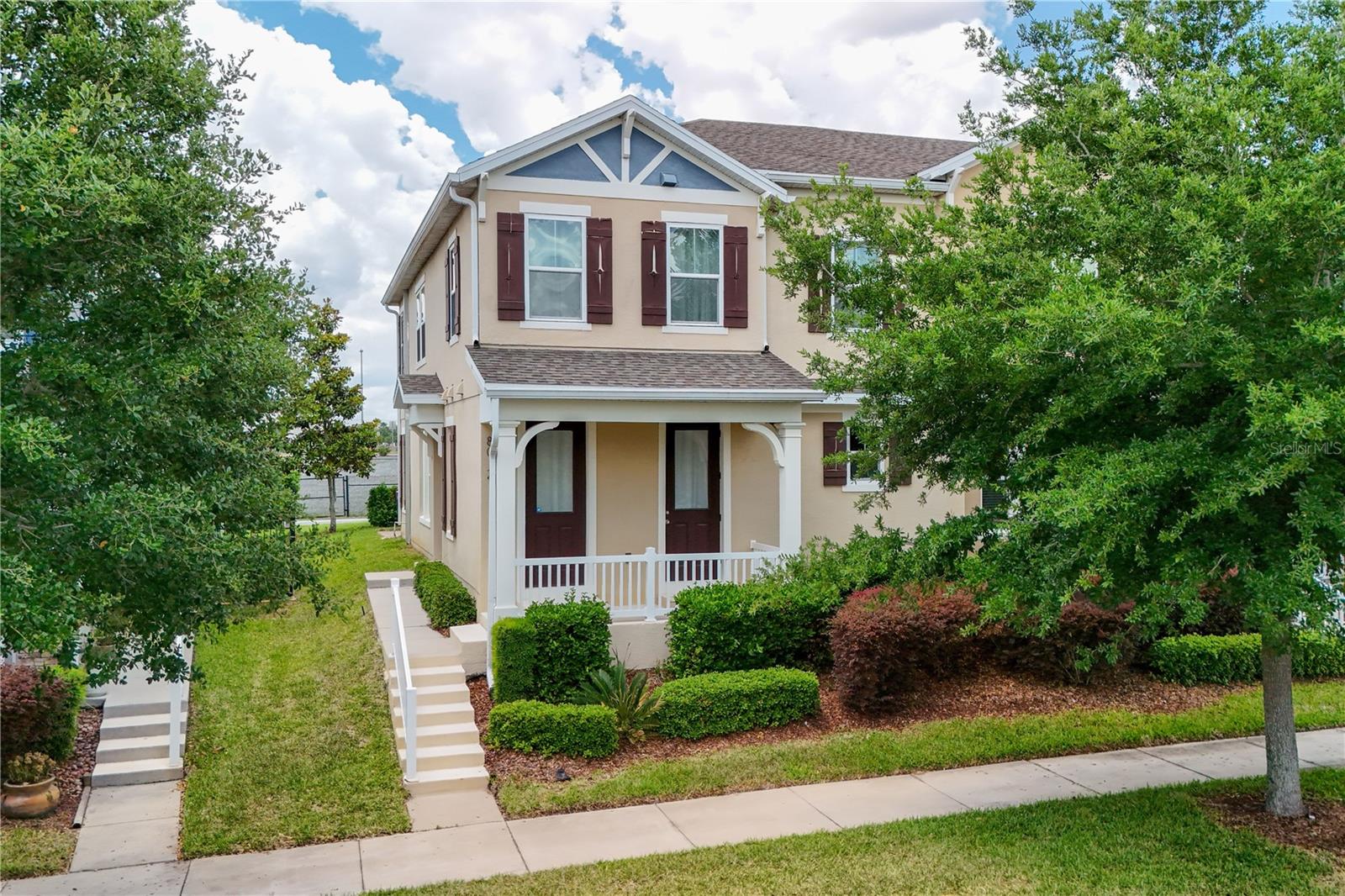8012 BLUEJACK OAK DR