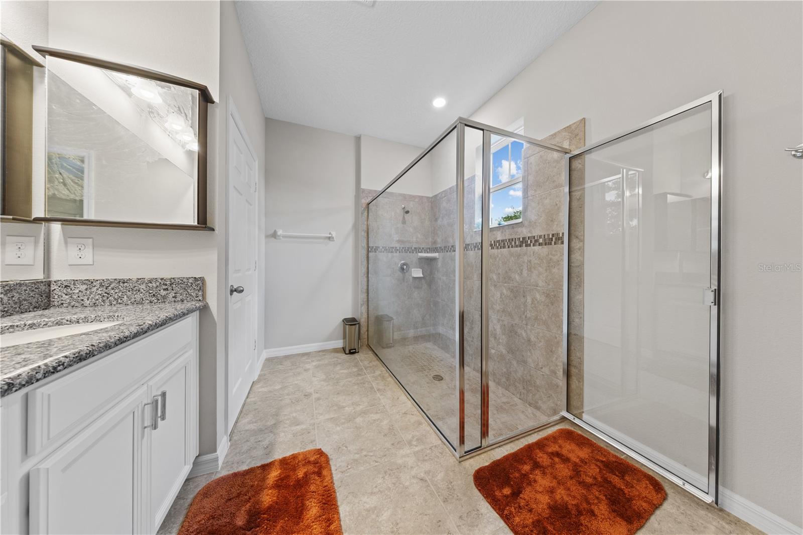 8012 Bluejack Oak Dr Property Photo 11