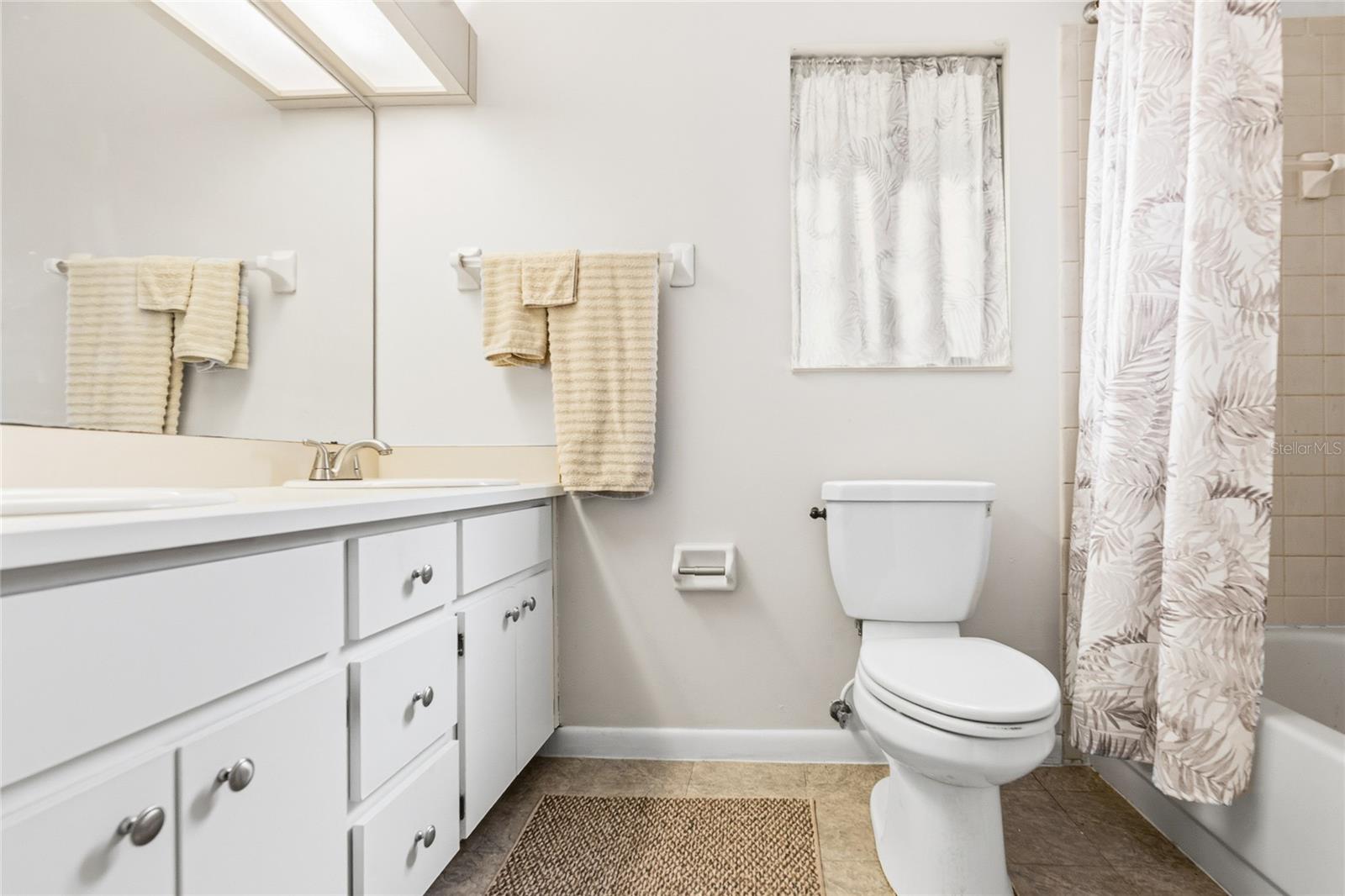 8 Lladd Ct Property Photo 24