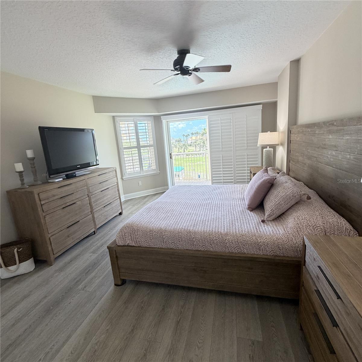 4670 Links Village Dr #b301 Property Photo 14