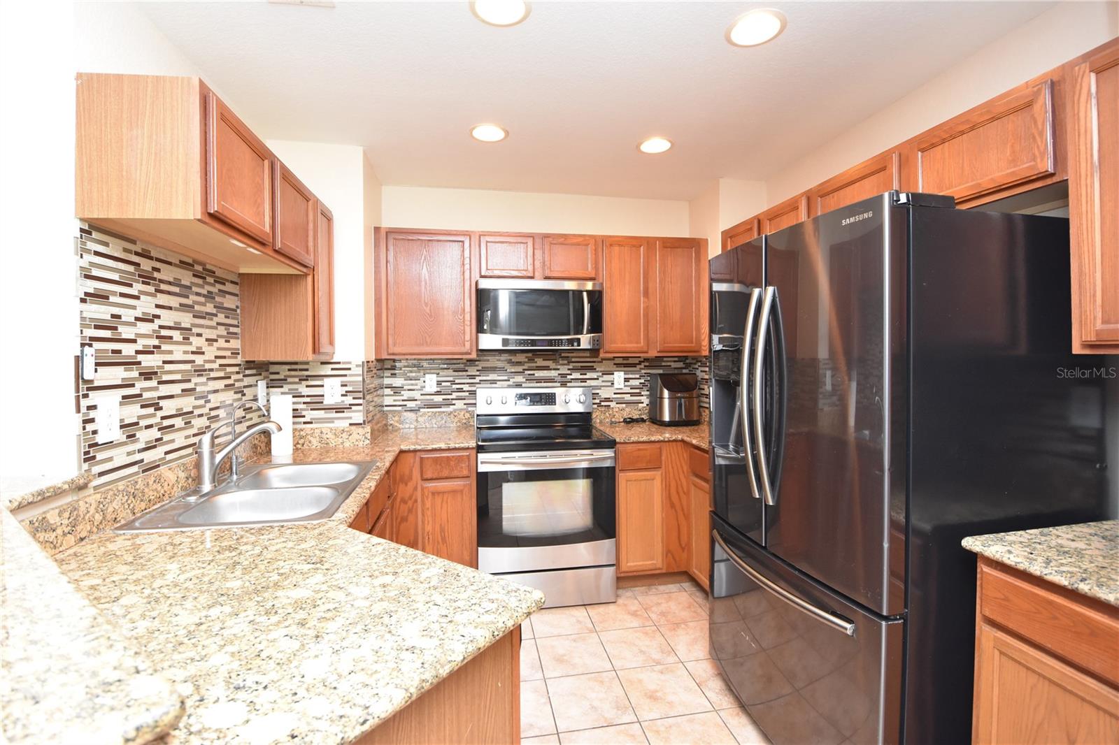 4600 E Moody Blvd #3m Property Photo 17