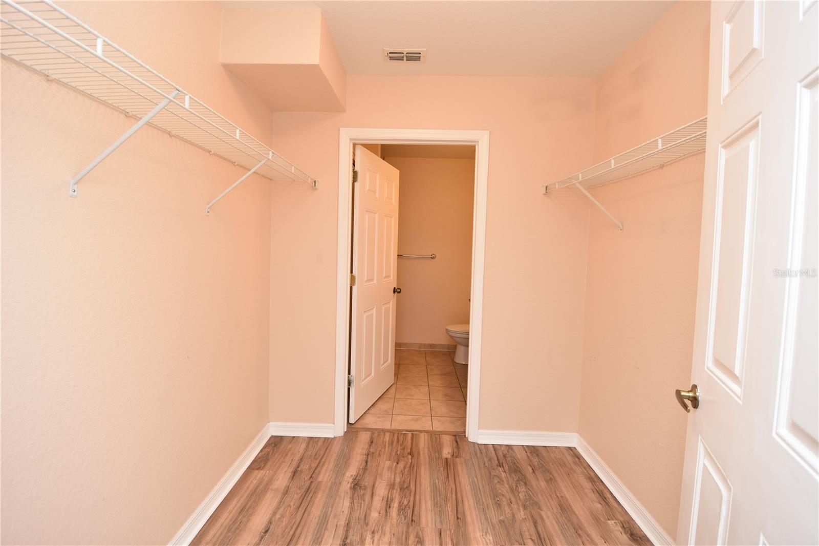 4600 E Moody Blvd #3m Property Photo 24