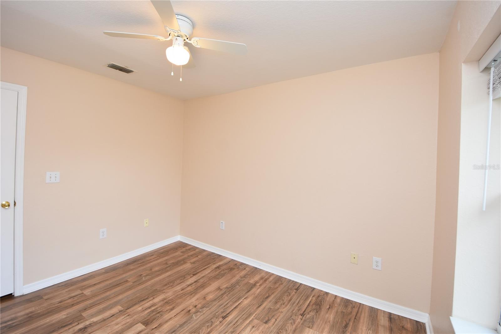 4600 E Moody Blvd #3m Property Photo 32