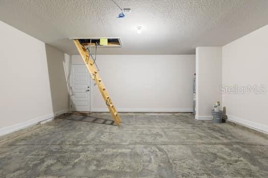 9 Lamar Ln Property Photo 15