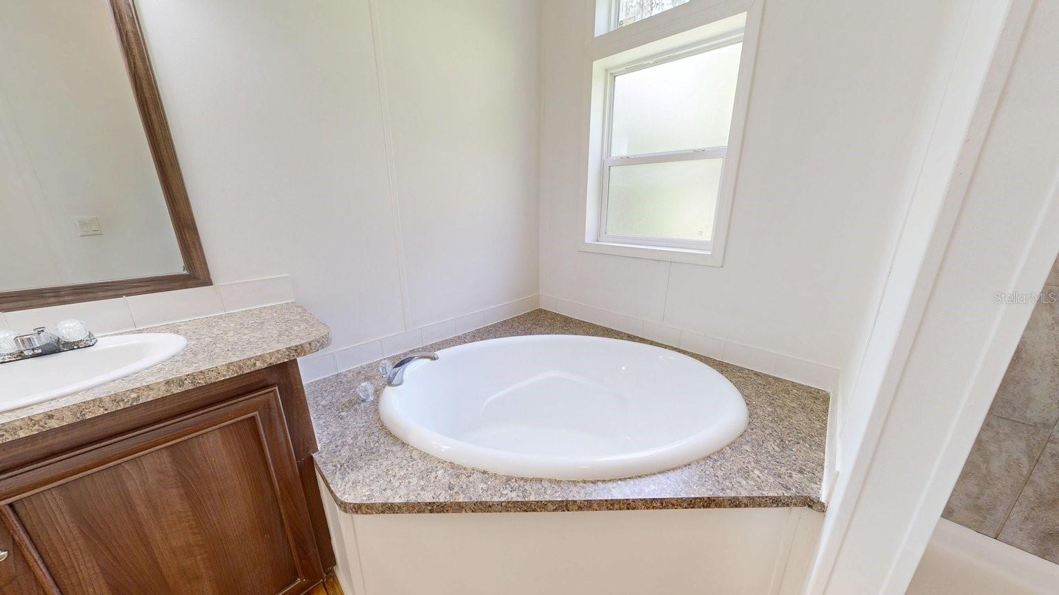 2930 Palmetto St Property Photo 9