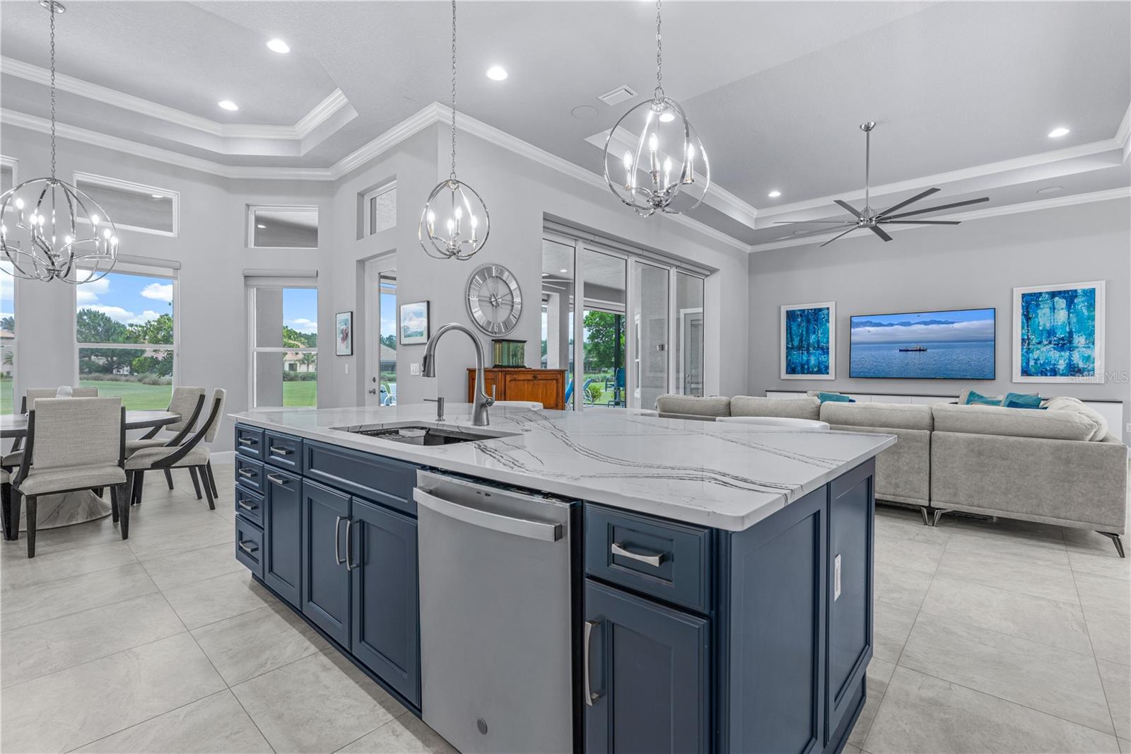 520 Wingspan Dr Property Photo 15